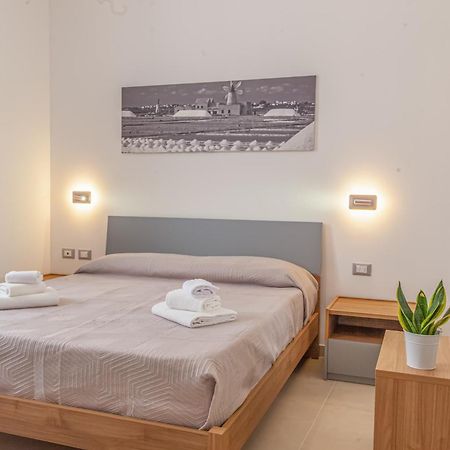 Isgro Rooms Марсала Екстер'єр фото