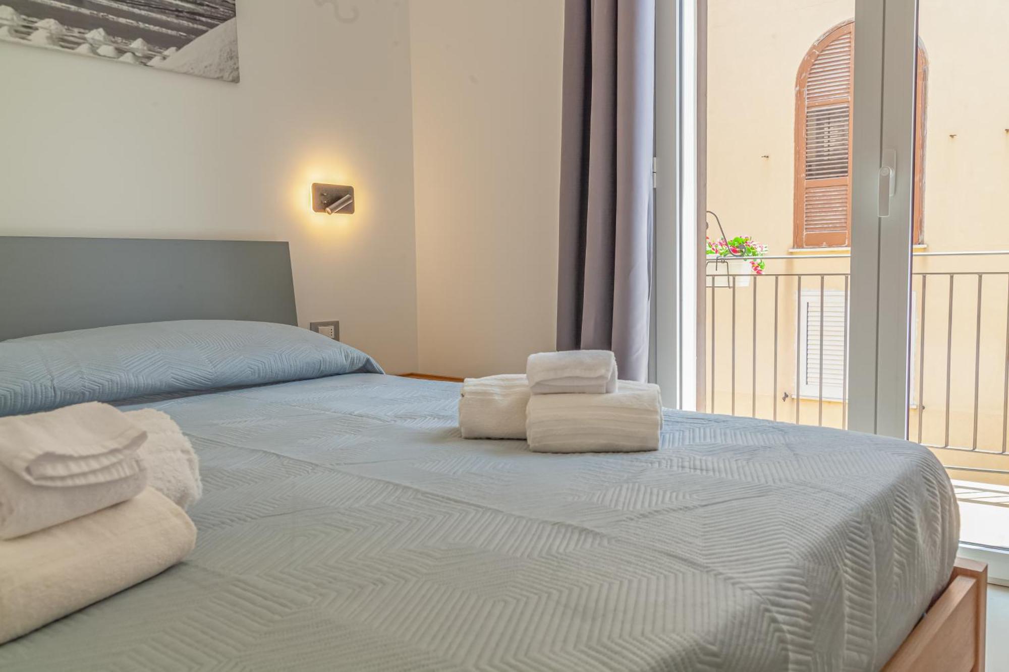 Isgro Rooms Марсала Екстер'єр фото