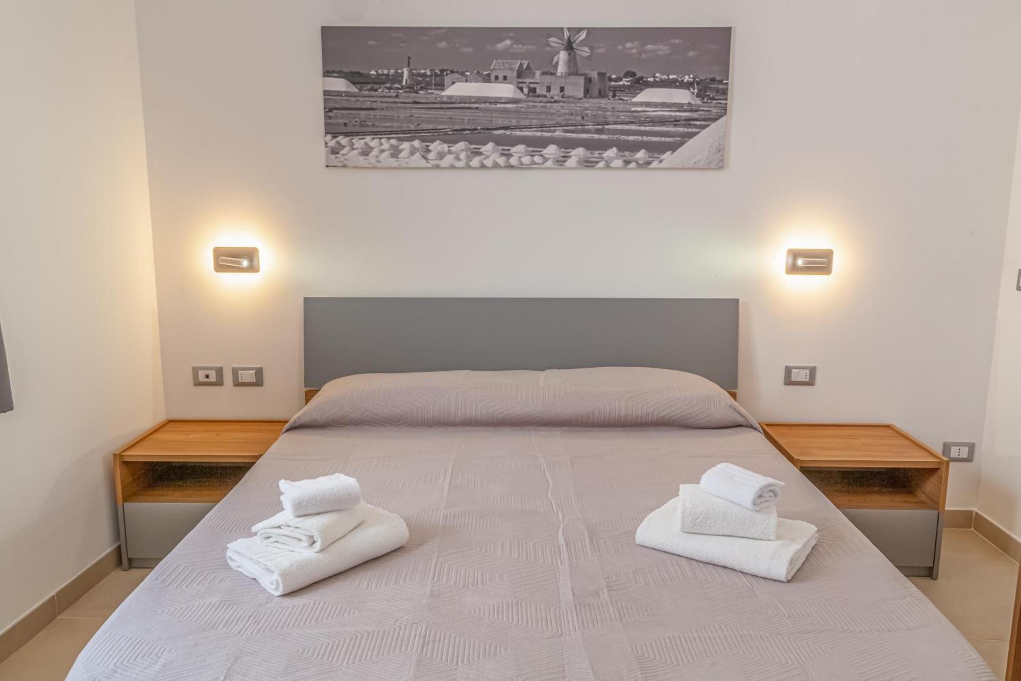 Isgro Rooms Марсала Екстер'єр фото